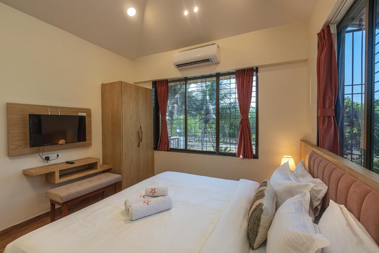 Saffronstays Riverfront Manor, 5-Bdr Pool Villa By Pej River Karjat Exterior photo