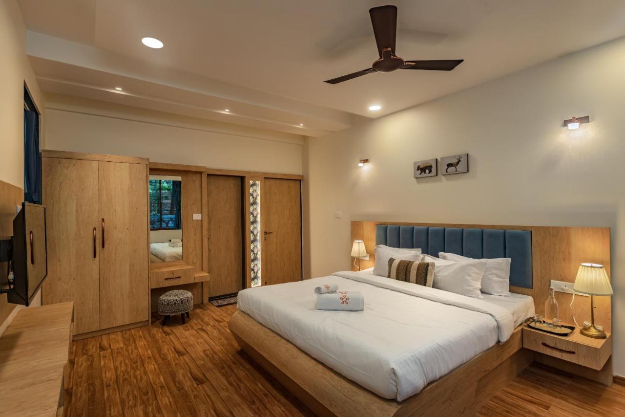 Saffronstays Riverfront Manor, 5-Bdr Pool Villa By Pej River Karjat Exterior photo